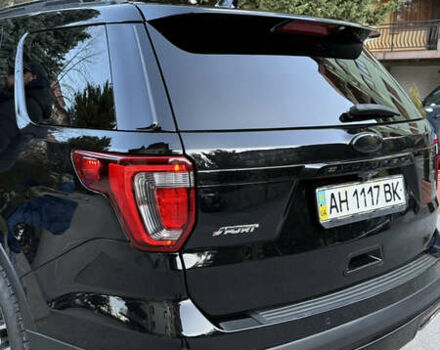 Черный Форд Эксплорер, объемом двигателя 3.5 л и пробегом 194 тыс. км за 17999 $, фото 3 на Automoto.ua