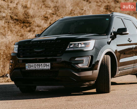 Черный Форд Эксплорер, объемом двигателя 3.5 л и пробегом 175 тыс. км за 23932 $, фото 9 на Automoto.ua