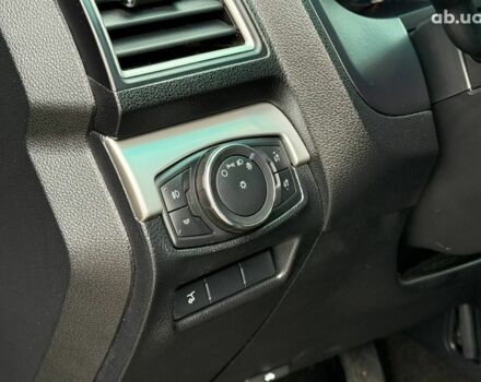 Черный Форд Эксплорер, объемом двигателя 2.3 л и пробегом 178 тыс. км за 13990 $, фото 10 на Automoto.ua