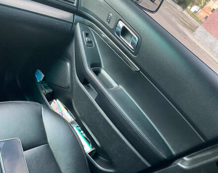 Черный Форд Эксплорер, объемом двигателя 3.73 л и пробегом 179 тыс. км за 16500 $, фото 5 на Automoto.ua