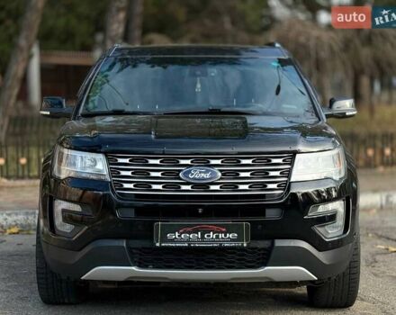 Черный Форд Эксплорер, объемом двигателя 3.5 л и пробегом 208 тыс. км за 21499 $, фото 1 на Automoto.ua