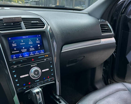 Черный Форд Эксплорер, объемом двигателя 3.5 л и пробегом 87 тыс. км за 24500 $, фото 26 на Automoto.ua