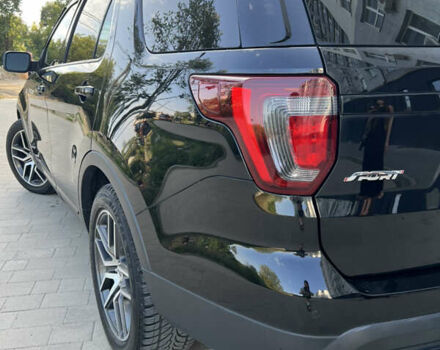 Черный Форд Эксплорер, объемом двигателя 3.5 л и пробегом 87 тыс. км за 24500 $, фото 1 на Automoto.ua