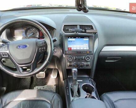 Чорний Форд Експлорер, об'ємом двигуна 3.5 л та пробігом 140 тис. км за 25000 $, фото 13 на Automoto.ua