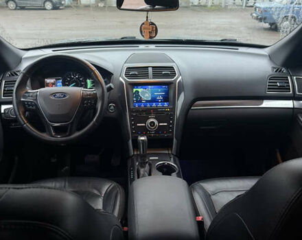 Чорний Форд Експлорер, об'ємом двигуна 3.5 л та пробігом 220 тис. км за 16900 $, фото 12 на Automoto.ua