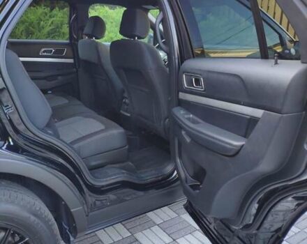 Черный Форд Эксплорер, объемом двигателя 3.5 л и пробегом 65 тыс. км за 19900 $, фото 5 на Automoto.ua