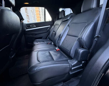 Форд Эксплорер 2017 в Тернополе на Automoto.ua Черный Форд Эксплорер, объемом двигателя 3.5 л и пробегом 190 тыс. км за 16700 $, фото 47 на Automoto.ua