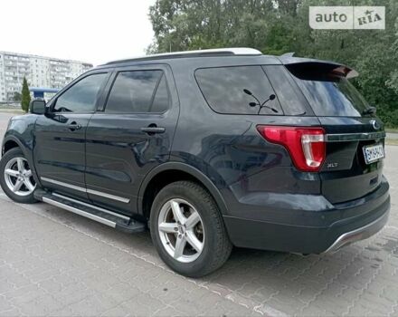 Черный Форд Эксплорер, объемом двигателя 2.3 л и пробегом 125 тыс. км за 17900 $, фото 2 на Automoto.ua