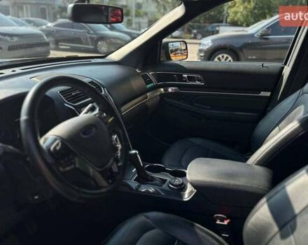 Чорний Форд Експлорер, об'ємом двигуна 3.5 л та пробігом 170 тис. км за 20990 $, фото 7 на Automoto.ua