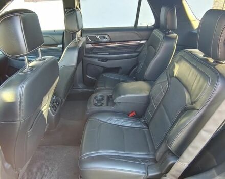 Чорний Форд Експлорер, об'ємом двигуна 3 л та пробігом 110 тис. км за 13999 $, фото 10 на Automoto.ua
