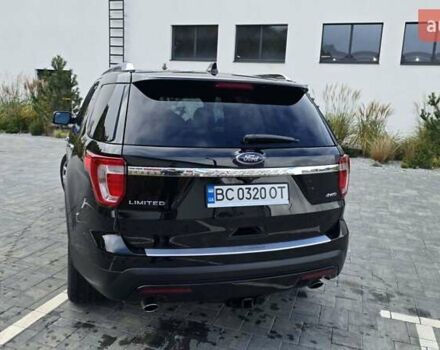 Форд Експлорер 2017 у Луцьку на Automoto.ua Чорний Форд Експлорер, об'ємом двигуна 3.5 л та пробігом 125 тис. км за 18500 $, фото 5 на Automoto.ua