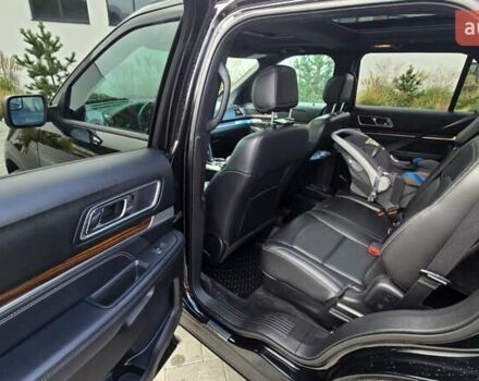 Форд Експлорер 2017 у Луцьку на Automoto.ua Чорний Форд Експлорер, об'ємом двигуна 3.5 л та пробігом 125 тис. км за 18500 $, фото 19 на Automoto.ua