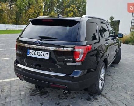 Форд Експлорер 2017 у Луцьку на Automoto.ua Чорний Форд Експлорер, об'ємом двигуна 3.5 л та пробігом 125 тис. км за 18500 $, фото 4 на Automoto.ua