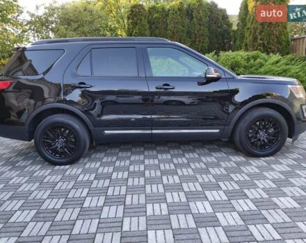 Черный Форд Эксплорер, объемом двигателя 3.5 л и пробегом 65 тыс. км за 19900 $, фото 3 на Automoto.ua