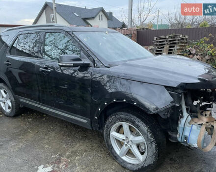 Черный Форд Эксплорер, объемом двигателя 2.3 л и пробегом 96 тыс. км за 13500 $, фото 2 на Automoto.ua