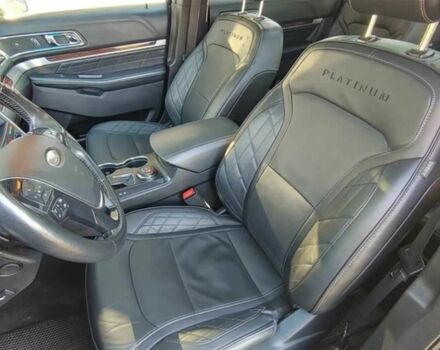 Черный Форд Эксплорер, объемом двигателя 3.5 л и пробегом 137 тыс. км за 12700 $, фото 7 на Automoto.ua