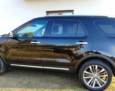 Чорний Форд Експлорер, об'ємом двигуна 3 л та пробігом 110 тис. км за 13999 $, фото 12 на Automoto.ua