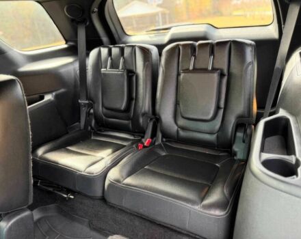 Черный Форд Эксплорер, объемом двигателя 3.5 л и пробегом 61 тыс. км за 18000 $, фото 10 на Automoto.ua