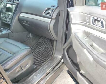 Чорний Форд Експлорер, об'ємом двигуна 3.5 л та пробігом 140 тис. км за 25000 $, фото 24 на Automoto.ua