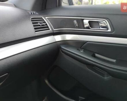 Чорний Форд Експлорер, об'ємом двигуна 3.5 л та пробігом 140 тис. км за 25000 $, фото 20 на Automoto.ua