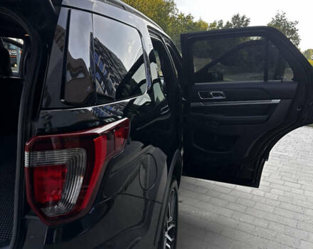 Черный Форд Эксплорер, объемом двигателя 3.5 л и пробегом 87 тыс. км за 24500 $, фото 72 на Automoto.ua