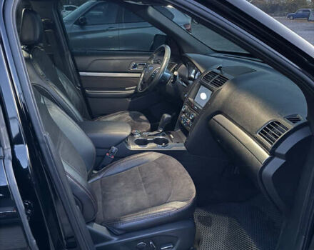 Черный Форд Эксплорер, объемом двигателя 3.5 л и пробегом 104 тыс. км за 22000 $, фото 19 на Automoto.ua