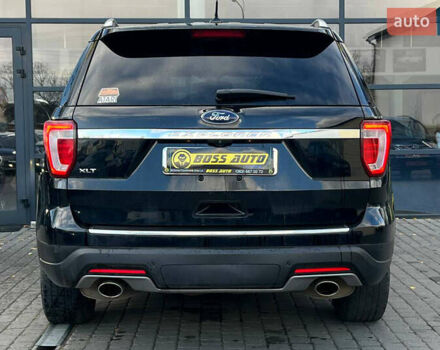 Черный Форд Эксплорер, объемом двигателя 3.5 л и пробегом 50 тыс. км за 23800 $, фото 4 на Automoto.ua