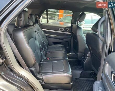 Черный Форд Эксплорер, объемом двигателя 3.5 л и пробегом 33 тыс. км за 24900 $, фото 21 на Automoto.ua