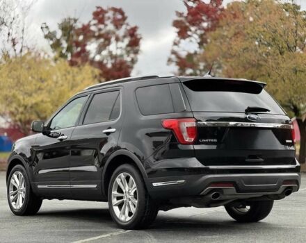 Черный Форд Эксплорер, объемом двигателя 2.3 л и пробегом 48 тыс. км за 15500 $, фото 4 на Automoto.ua