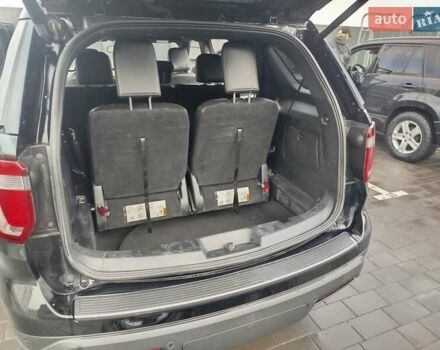 Черный Форд Эксплорер, объемом двигателя 3.5 л и пробегом 155 тыс. км за 22750 $, фото 12 на Automoto.ua