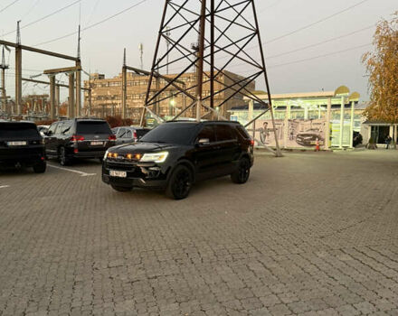 Черный Форд Эксплорер, объемом двигателя 3.5 л и пробегом 104 тыс. км за 22000 $, фото 18 на Automoto.ua