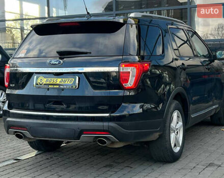 Черный Форд Эксплорер, объемом двигателя 3.5 л и пробегом 50 тыс. км за 23800 $, фото 5 на Automoto.ua