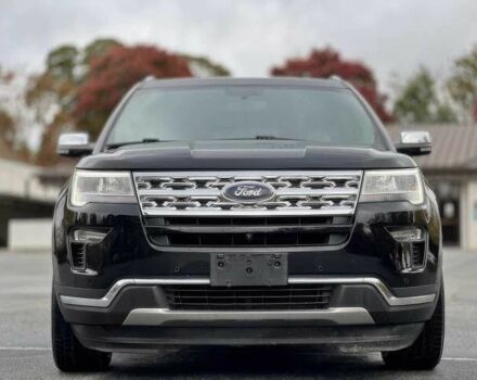 Черный Форд Эксплорер, объемом двигателя 2.3 л и пробегом 40 тыс. км за 11000 $, фото 1 на Automoto.ua