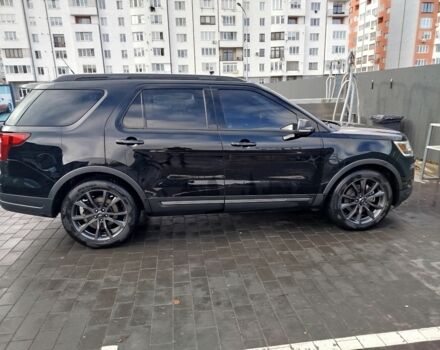 Черный Форд Эксплорер, объемом двигателя 3.5 л и пробегом 155 тыс. км за 541 $, фото 1 на Automoto.ua