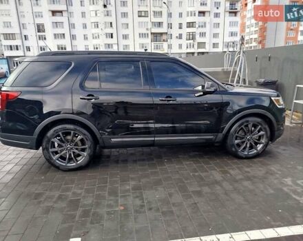 Черный Форд Эксплорер, объемом двигателя 3.5 л и пробегом 155 тыс. км за 22750 $, фото 1 на Automoto.ua