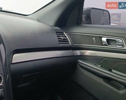 Чорний Форд Експлорер, об'ємом двигуна 3.5 л та пробігом 157 тис. км за 23450 $, фото 30 на Automoto.ua