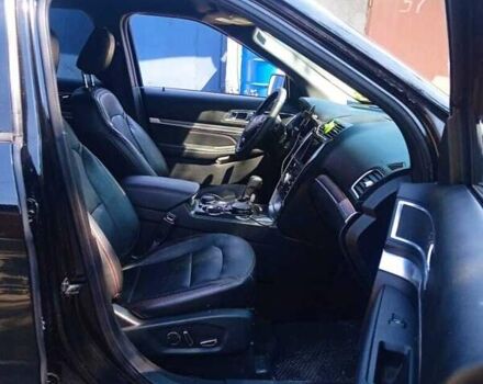 Черный Форд Эксплорер, объемом двигателя 3.5 л и пробегом 139 тыс. км за 23000 $, фото 4 на Automoto.ua