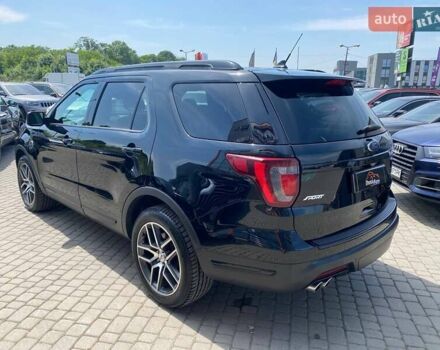 Черный Форд Эксплорер, объемом двигателя 3.5 л и пробегом 33 тыс. км за 24900 $, фото 3 на Automoto.ua