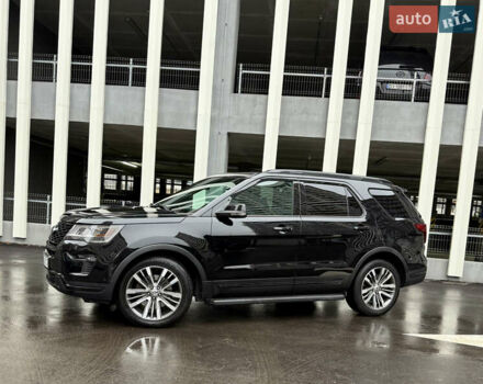 Черный Форд Эксплорер, объемом двигателя 3.5 л и пробегом 233 тыс. км за 23500 $, фото 1 на Automoto.ua