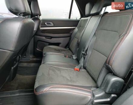 Чорний Форд Експлорер, об'ємом двигуна 3.5 л та пробігом 157 тис. км за 23450 $, фото 45 на Automoto.ua