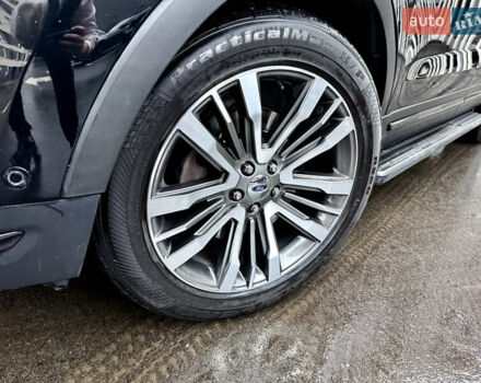 Черный Форд Эксплорер, объемом двигателя 3.5 л и пробегом 233 тыс. км за 23500 $, фото 14 на Automoto.ua