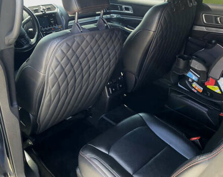 Чорний Форд Експлорер, об'ємом двигуна 3.5 л та пробігом 140 тис. км за 21999 $, фото 16 на Automoto.ua