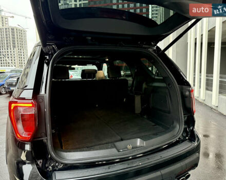 Черный Форд Эксплорер, объемом двигателя 3.5 л и пробегом 233 тыс. км за 23500 $, фото 7 на Automoto.ua