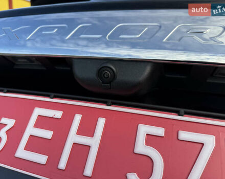 Чорний Форд Експлорер, об'ємом двигуна 2.3 л та пробігом 126 тис. км за 19300 $, фото 108 на Automoto.ua