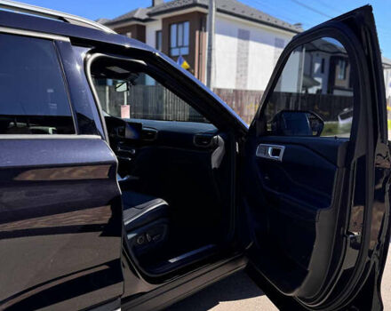 Черный Форд Эксплорер, объемом двигателя 2.26 л и пробегом 146 тыс. км за 26000 $, фото 6 на Automoto.ua