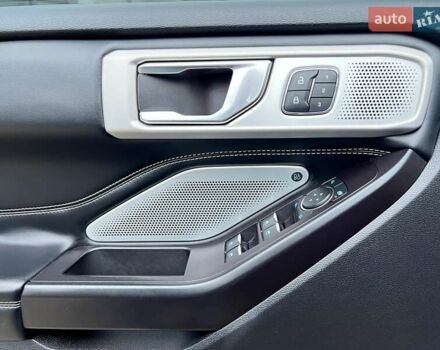 Чорний Форд Експлорер, об'ємом двигуна 2.96 л та пробігом 94 тис. км за 30900 $, фото 16 на Automoto.ua