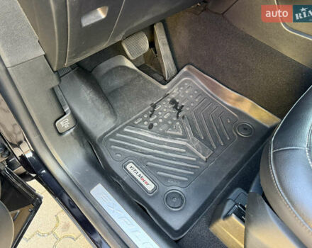 Чорний Форд Експлорер, об'ємом двигуна 2.3 л та пробігом 126 тис. км за 19300 $, фото 57 на Automoto.ua