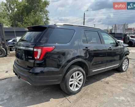 Черный Форд Эксплорер, объемом двигателя 3.5 л и пробегом 180 тыс. км за 9300 $, фото 2 на Automoto.ua