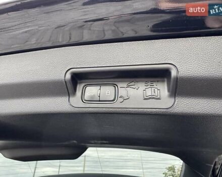 Черный Форд Эксплорер, объемом двигателя 3 л и пробегом 87 тыс. км за 35500 $, фото 34 на Automoto.ua