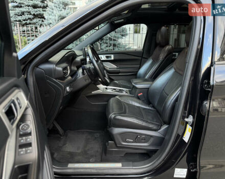 Форд Эксплорер 2020 в Киеве на Automoto.ua Черный Форд Эксплорер, объемом двигателя 2.96 л и пробегом 87 тыс. км за 32900 $, фото 12 на Automoto.ua